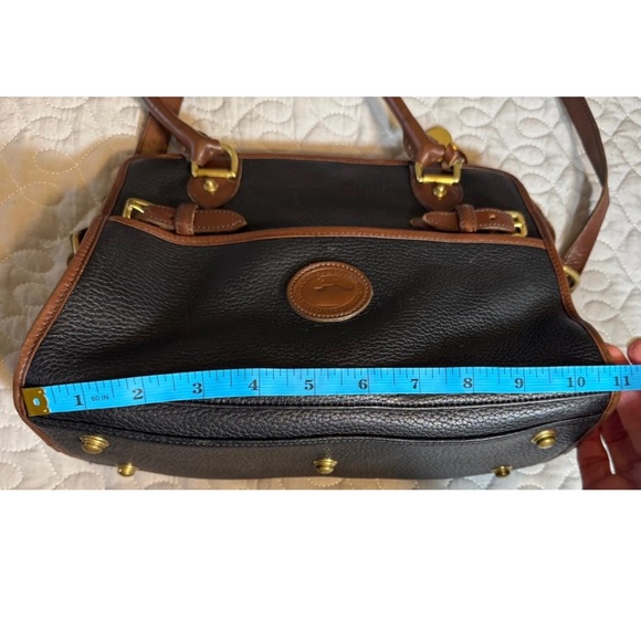 Dooney & Bourke Vintage Black/Brown Pebbled Leather Satchel/Buckle/Crossbody Bag - Picture 12 of 15